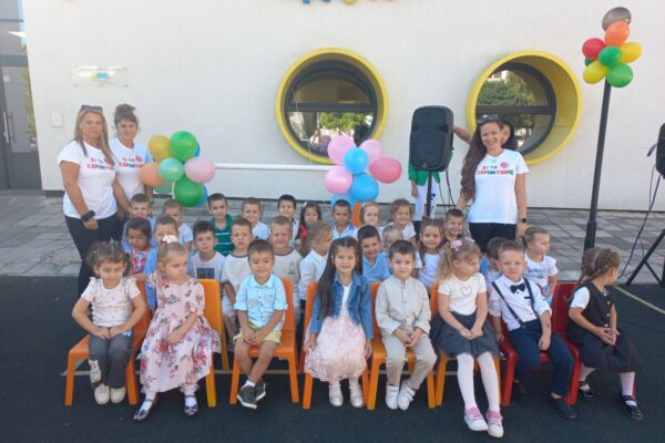 Photo of the Snowdrop group