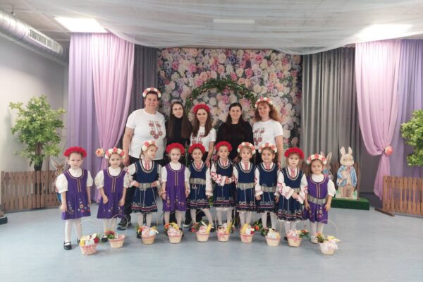Photo of the Dandelion group